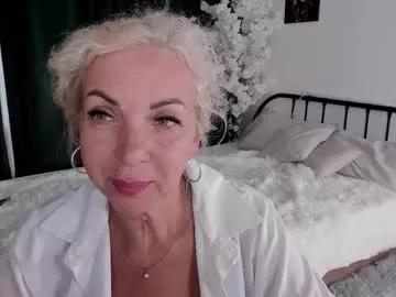 lilia_moons from Chaturbate is Freechat