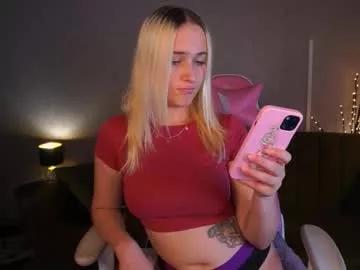 lilielfie from Chaturbate