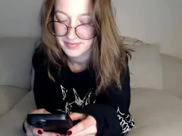 Liljbby from Chaturbate