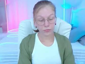 lilly_belly from Chaturbate