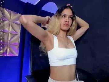 lillymaxwell from Chaturbate