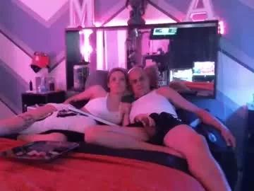 lilmamasnme4 from Chaturbate