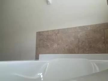 lilmommabear89 from Chaturbate