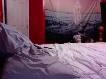 lilmommabear89 from Chaturbate