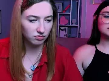 lilu_row from Chaturbate