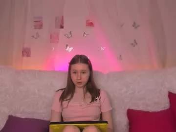 lily_barbie_ from Chaturbate