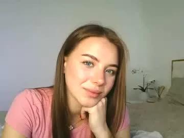 lily_charm from Chaturbate