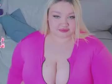 lilybelll from Chaturbate