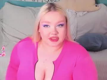 lilybelll from Chaturbate