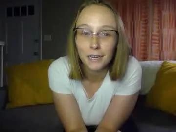 Cling to live show with lilyskiess from Chaturbate 