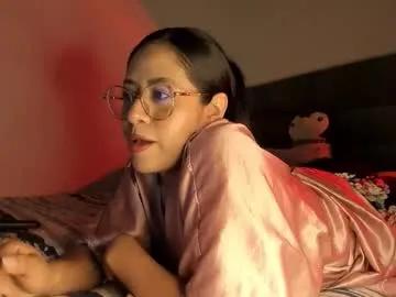 Lisa_t08 from Chaturbate