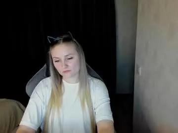 Lisavanoranje from Chaturbate