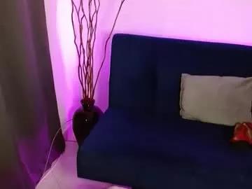 liss_petty from Chaturbate