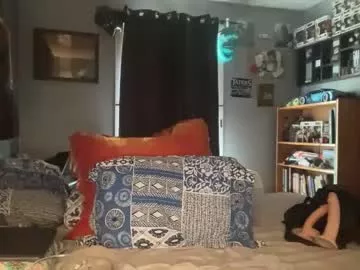 Little_boi2much from Chaturbate