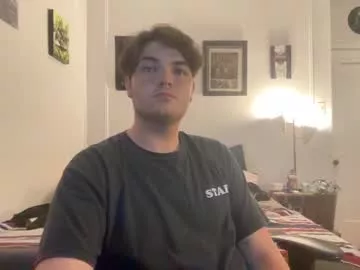 Little_boi2much from Chaturbate