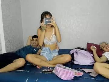 little_daphne from Chaturbate