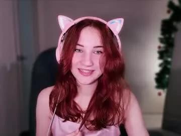little_pretty_woman from Chaturbate