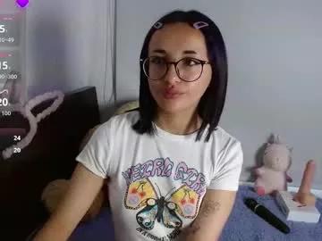 Littlee__bunny from Chaturbate