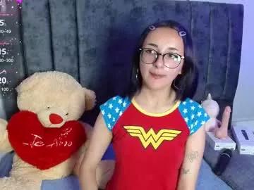 Littlee__bunny from Chaturbate