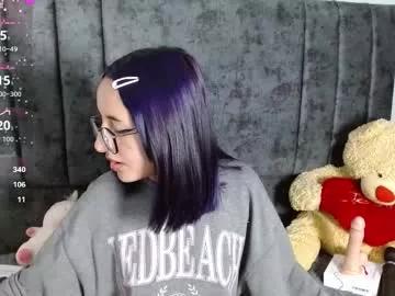 Littlee__bunny from Chaturbate