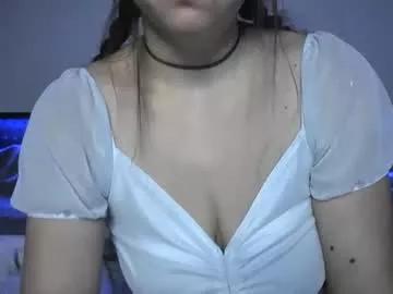 littlejessielov from Chaturbate