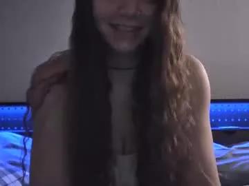 littlejessielov from Chaturbate