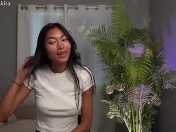 littlemiss_kira from Chaturbate