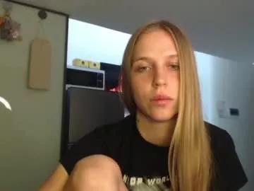 littlemolly1 from Chaturbate