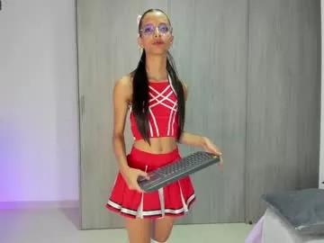 Discover littlemoon18 from Chaturbate