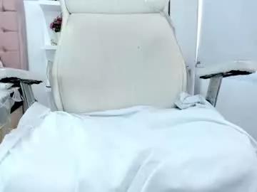 littlesofii from Chaturbate