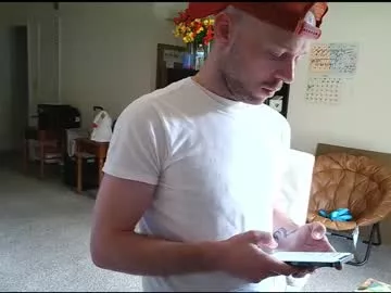 Littlethiqself from Chaturbate