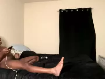 Littlethiqself from Chaturbate