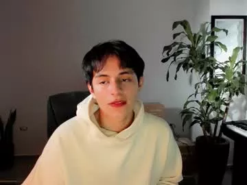 littlezhalem on Chaturbate 