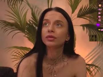 livia_starr from Chaturbate