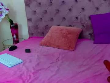 living_in_dreams from Chaturbate