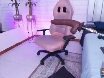 lizzie_evans from Chaturbate