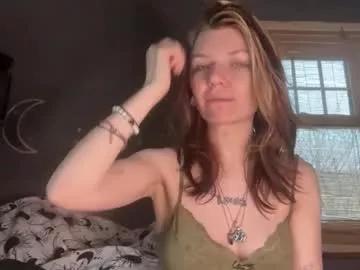 lizzyylovesick from Chaturbate