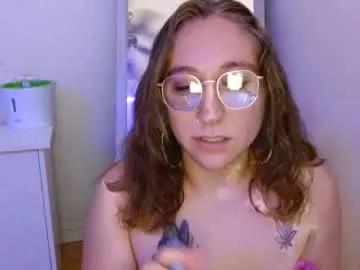 llena_de_lechee from Chaturbate