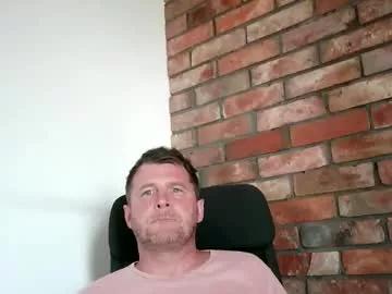 lllukasssxxx from Chaturbate