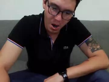 lobomx19 from Chaturbate