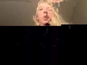 Lola19995 from Chaturbate