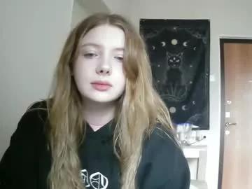 lollylol11 from Chaturbate