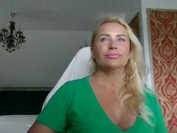lollyta2023 from Chaturbate