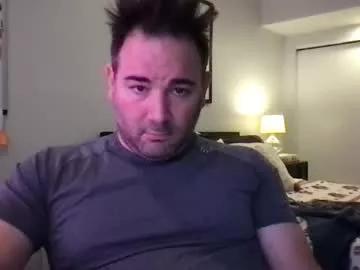 lookingaroundtowntoo from Chaturbate