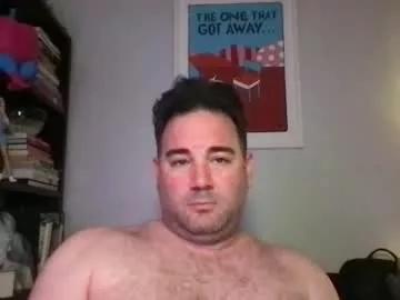 lookingaroundtowntoo from Chaturbate