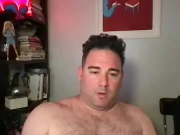 lookingaroundtowntoo from Chaturbate