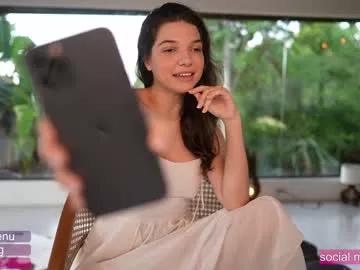 loollypop24 from Chaturbate