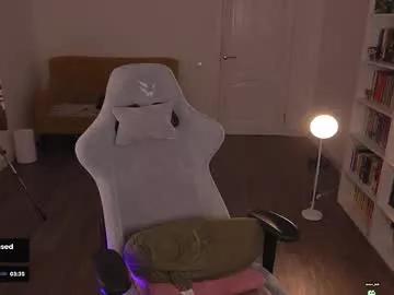 loony_moony from Chaturbate