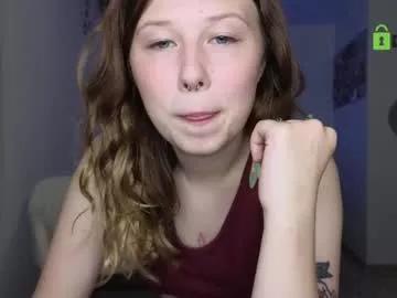 Lottie_shine from Chaturbate