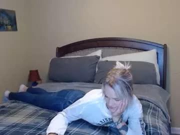 Cling to live show with lottysinn from Chaturbate 